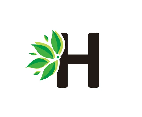 Green Leaves Letter Natural Logo — Stock Vector