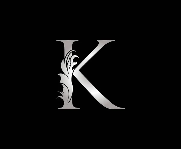 豪华首字母K标志银色图标矢量 古色古香设计概念花卉叶有字母 — 图库矢量图片