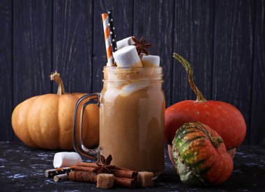 Halloween kabak spice latte