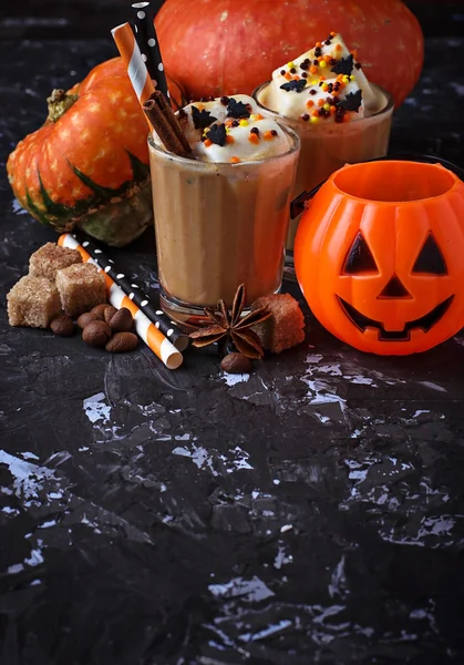 Halloween pumpkin spice latte — Zdjęcie stockowe