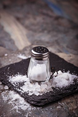 Beyaz tuz shaker