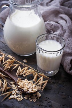 Non-süt vegan yulaf süt