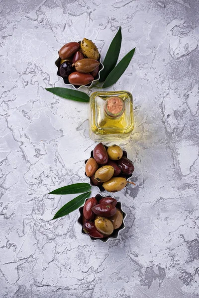 Bowls with different Mediterranean olives — Stock Photo, Image