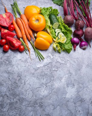 Gökkuşağı renkli sebze. 