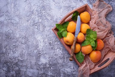 Tatlı sulu kayısı