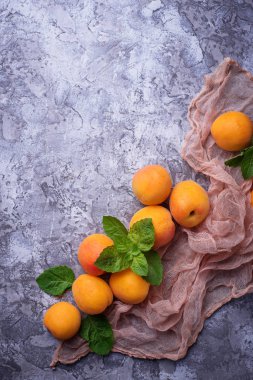 Tatlı sulu kayısı