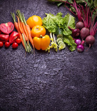 Gökkuşağı renkli sebze. 