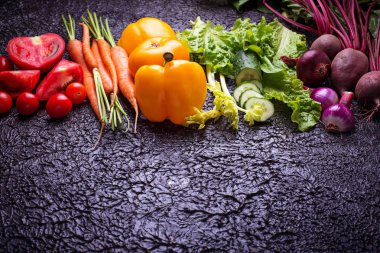 Gökkuşağı renkli sebze. 