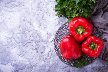 Taze olgun Bulgar biber 