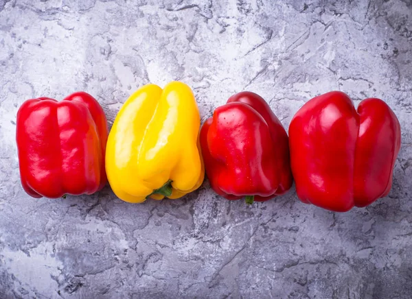 Taze olgun Bulgar biber 