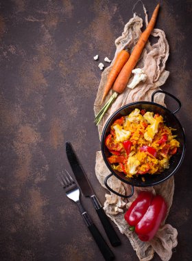 Tavada sebze güveç