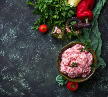 Çiğ kıyma.