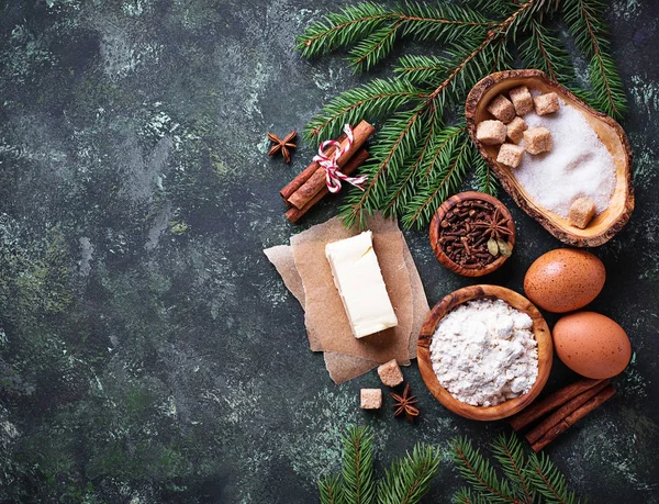 Ingredientes para hornear galletas de Navidad . — Foto de Stock