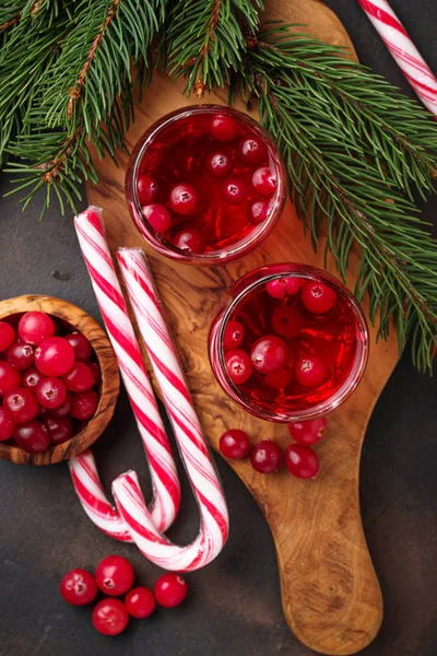 Cranberry drink and fresh berries. — Stock Photo, Image