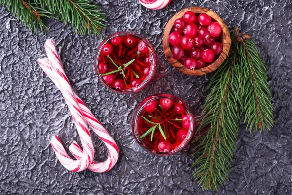 Cranberry drink and fresh berries. — Stock Photo, Image