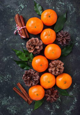 Mandalina ile Noel ve yeni yıl kompozisyon 