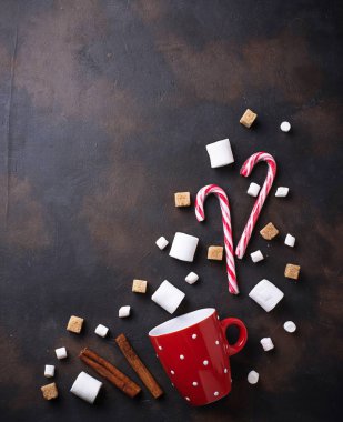 Sıcak çikolata veya kakao içecek yemek pişirmek için malzemeler