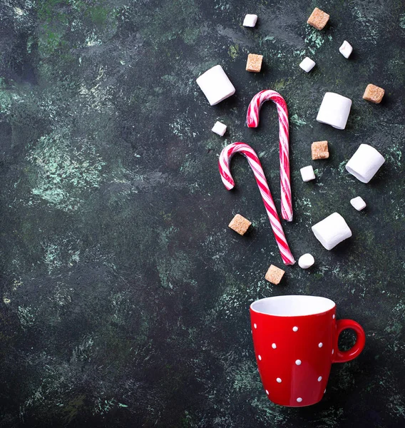 Sıcak çikolata veya kakao içecek yemek pişirmek için malzemeler