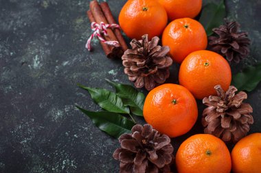 Mandalina ile Noel ve yeni yıl kompozisyon 