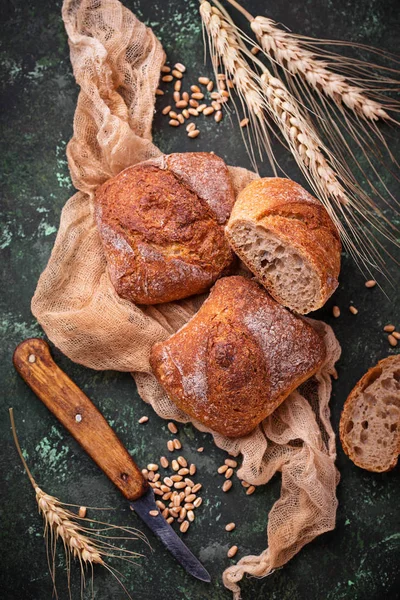 Fresh homemade buns on rustic background — Stock Photo, Image