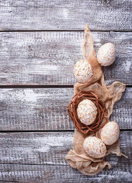 Dekorative Weiße Und Goldene Ostereier Ansicht Von Oben — Stockfoto