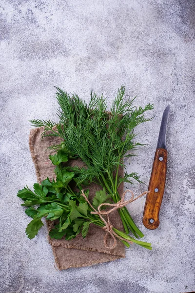 Demet taze maydanoz ve dereotu 