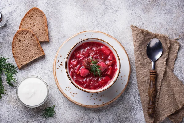 Sopa de remolacha ucraniana tradicional borsch — Foto de Stock