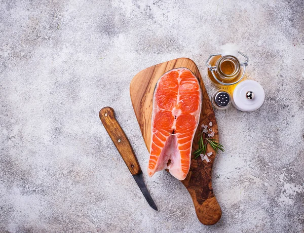 Fresh salmon steak with spices — Stock Photo, Image