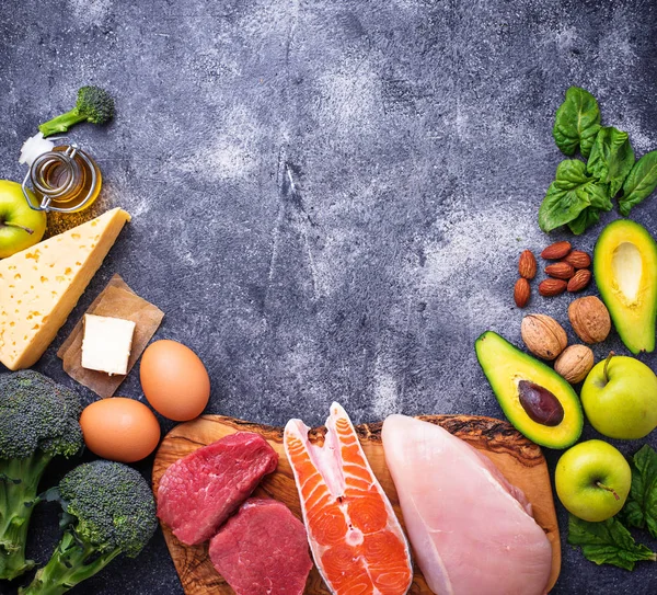 Sağlıklı düşük karbonhidrat ürünleri. Ketogenic diyet. 