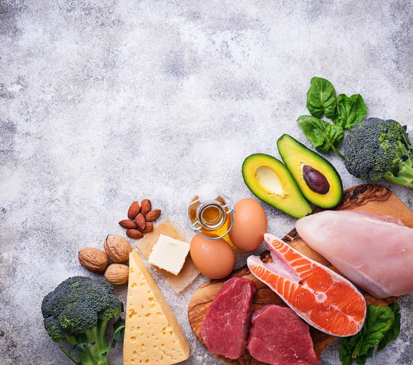 Sağlıklı düşük karbonhidrat ürünleri. Ketogenic diyet. 