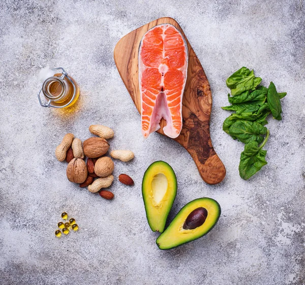 Urval av hälsosamt fett och omega 3 Källor. — Stockfoto