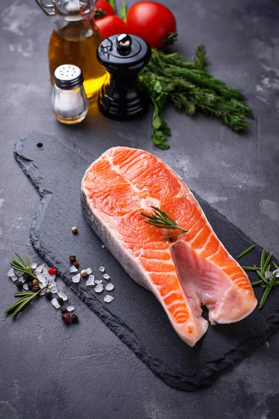 Fresh salmon steak with spices — Stock Photo, Image