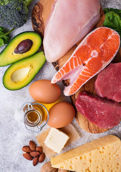Sağlıklı düşük karbonhidrat ürünleri. Ketogenic diyet. 
