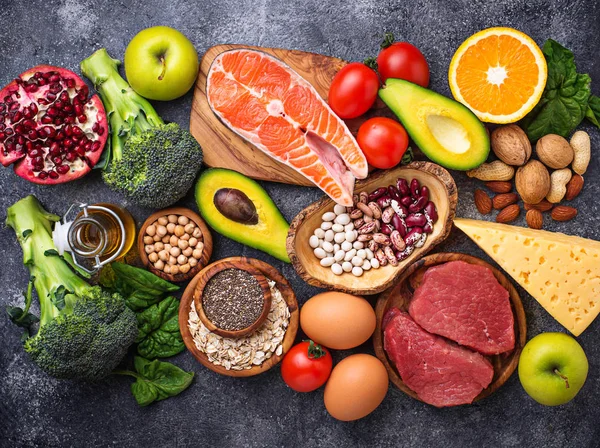 Sağlıklı beslenme ve superfoods için organik gıda — Stok fotoğraf