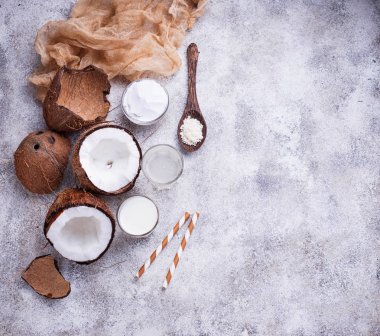 Hindistan cevizi Süt, su, petrol ve talaşı. 