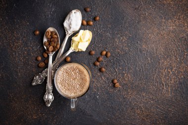 Kurşun geçirmez kahve. Ketogenic düşük carb içki