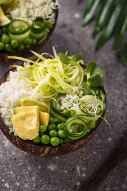 Sebzeli vegan buda kase