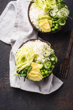 Sebzeli vegan buda kase