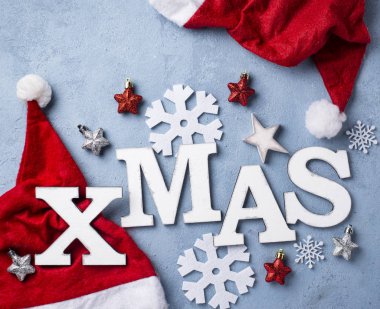 Noel arkaplanı ve Xmas harfleri.