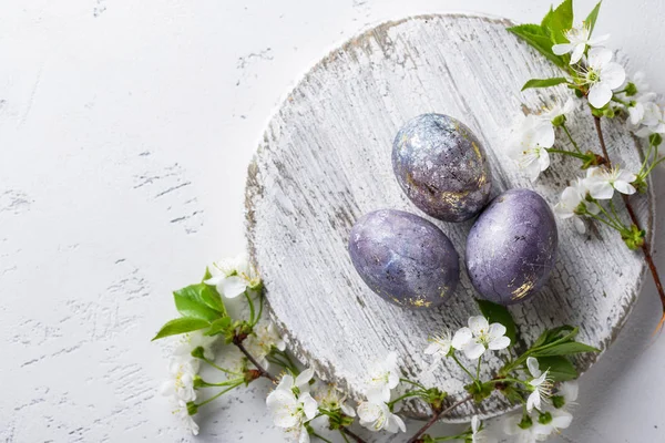 Velikonoční malovaná vejce s mramorovým efektem — Stock fotografie