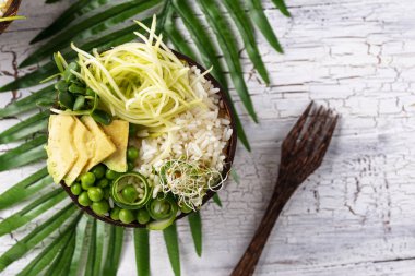 Sebzeli vegan buda kase