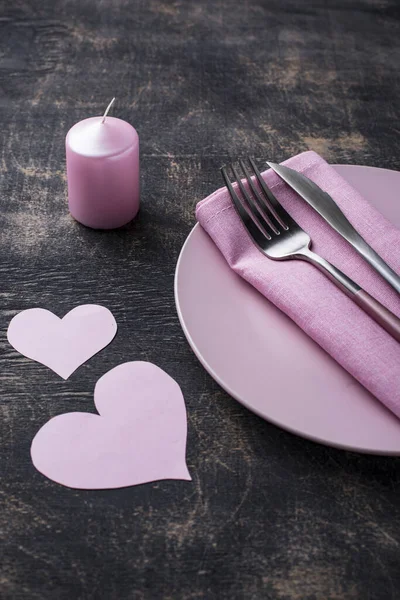 Día de San Valentín ajuste de mesa rosa —  Fotos de Stock