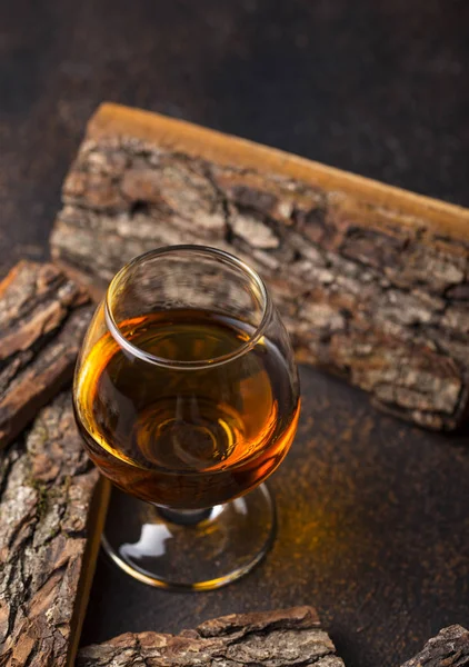 Glas Cognac oder Whiskey. — Stockfoto