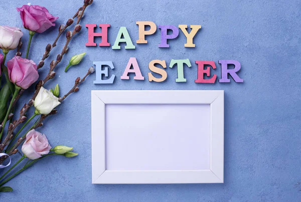 Happy Easter text din scrisori colorate — Fotografie, imagine de stoc