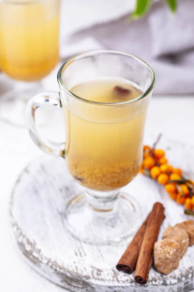 Healthy hot sea buckthorn tea — Stock Photo, Image