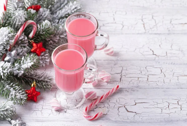 Ruby hot chocolate or pink cocoa — Stock Photo, Image