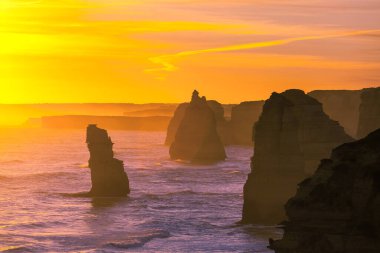 12 Havari kaya oluşumları, Büyük Okyanus Yolu, Victoria, Avustralya