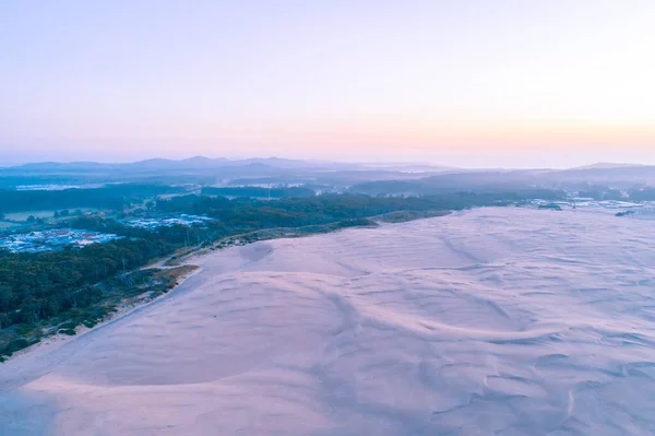 Белые Песчаные Дюны Окружающие Шипы Восходе Солнца Анна Бей Новый — стоковое фото