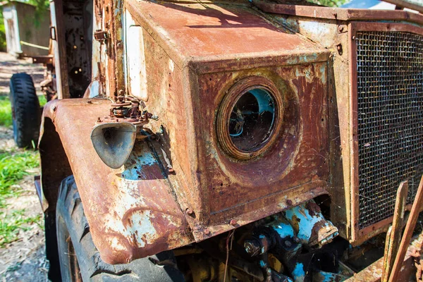 Roestige Vintage Truck Close Gebroken Koplamp — Stockfoto