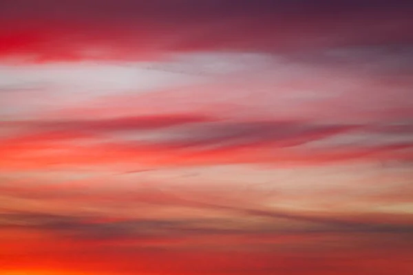 Pôr Sol Nuvens Vermelhas Vivas Textura Fundo — Fotografia de Stock